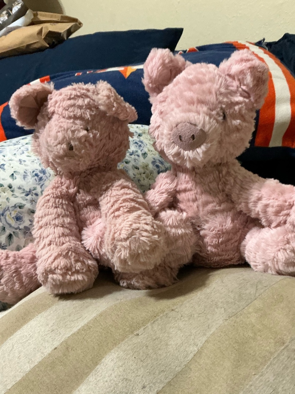 Lot 2 jellycats fuddlewuddle piglets